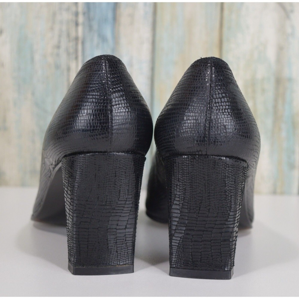 Stuart Weitzman Size 6 Black Snake Print Chic Pum… - image 8